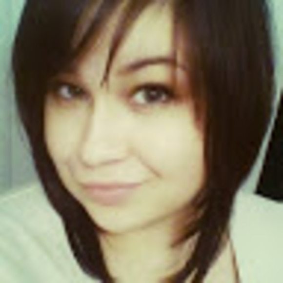 Meet your Posher, Michelle - Picture 1 of 1